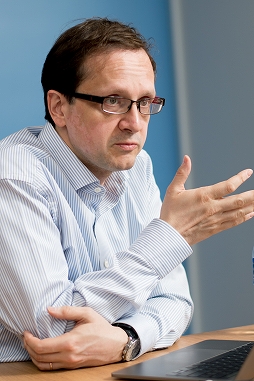 画像ギャラリー No.022のサムネイル画像 / App Annie CEO バートランド・シュミット氏と振り返る2017年ゲームアプリ市場。消費者は1日平均で3時間近くアプリを利用,さらに中国ゲーム企業が世界各地で業績を拡大