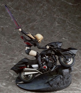 画像ギャラリー No.005のサムネイル画像 / 「FGO」のセイバーオルタがフィギュアで登場。「新宿幻霊事件」の私服姿を再現