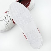 画像ギャラリー No.017のサムネイル画像 / 「Fate/Apocrypha」のキャラクターをイメージしたスニーカーやバッグが予約受付中