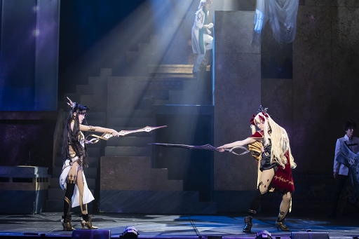 画像ギャラリー No.016のサムネイル画像 / 観客もウルクの街の一員になった――「Fate/Grand Order THE STAGE -絶対魔獣戦線 バビロニア-」 ゲネプロレポート