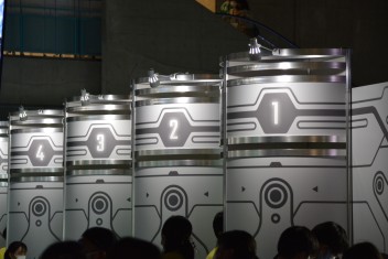 ���������꡼ No.044�Υ���ͥ������ / ¿����Ÿ��������夬�ä���Fate/Grand Order fes.2022 7th Anniversary�ײ���ݡ��ȡ�3ǯ�֤�Τ��פ��̿��ȶ��˿����֤�