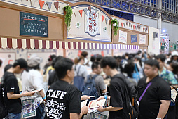 画像ギャラリー No.018のサムネイル画像 / 「FGO」11周年記念オフラインイベントレポート。“学園祭”をテーマにしたアトラクションは大賑わい。ステージでは新情報の発表も