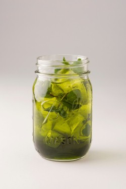 画像ギャラリー No.001のサムネイル画像 / カプコンカフェ,「バイオハザード」とのコラボフードメニューを公開