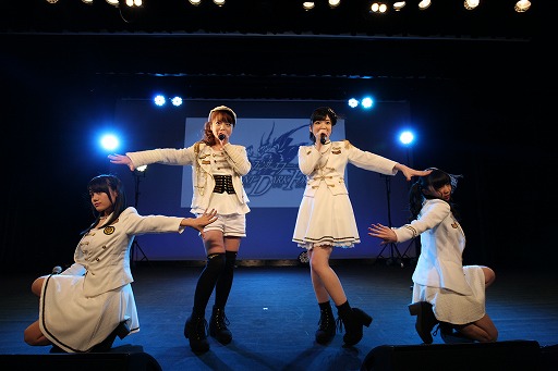 画像ギャラリー No.010のサムネイル画像 / 「ガラパゴス祭り 〜オメガクインテット&フェアリーフェンサー エフ〜」が開催。「ガラパゴスRPG」の声優陣が繰り広げたトーク&ライブの模様をレポート