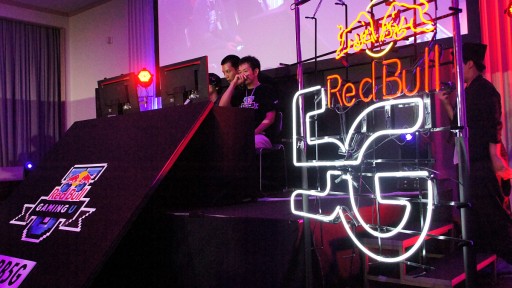 ꡼ No.016 | ֤פפƥȥꥹ׾ãܻؤã3֤ζɤĩߥ󥰥סRed Bull Gaming Uץݡ