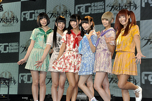 画像ギャラリー No.007のサムネイル画像 / 「ファントム オブ キル」アニメーションコンセプトフィルム(仮題)の発表やでんぱ組.incのメンバーも駆けつけた「ファンキルベース in ニコ生 1st Anniversary Special」をレポート