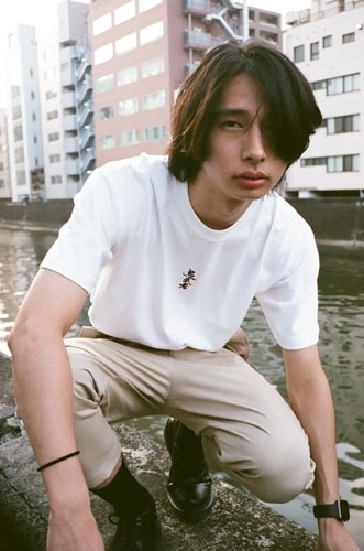 画像ギャラリー No.006のサムネイル画像 / 「バイオハザード」「ロックマン」「鬼武者」がストリートウェアブランド「名/NA」とコラボしたアイテムが登場