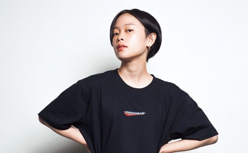 画像ギャラリー No.009のサムネイル画像 / 「バイオハザード」「ロックマン」「鬼武者」がストリートウェアブランド「名/NA」とコラボしたアイテムが登場