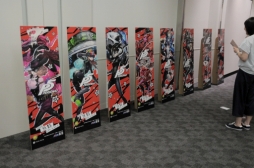 画像ギャラリー No.008のサムネイル画像 / 「ペルソナ5」の体験会が東京・秋葉原のUDXギャラリーで18:00まで開催中。キャラクターの立て看板や“モルガナカー”などの貴重な展示物も