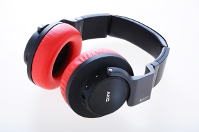 ���������꡼ No.003�Υ���ͥ������ / �֥ڥ륽��5�פȥإåɥۥ�֥��ɡ�AKG�פΥ���ܥ�ǥ롤�ѥå��������饹�Ȥ�����