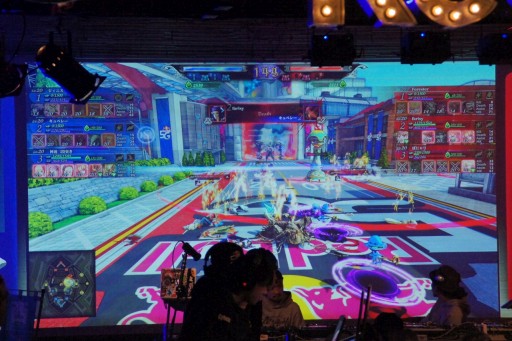 ꡼ No.008 | LoVAסDOA5LAפʤɡΰۤʤ5ȥǤ2ϢƤۡǳŤ줿Red Bull 5G 2015 FINALSץݡ