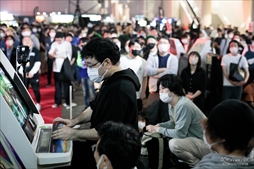 ꡼ No.021 | ֥ȥ꡼ȥեIII 3rd STRIKEפκŵ4ǯ֤衣18󥯡ڥ졼󥫥åסץեȥݡ