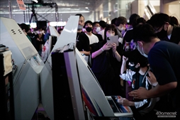 ꡼ No.072 | ֥ȥ꡼ȥեIII 3rd STRIKEפκŵ4ǯ֤衣18󥯡ڥ졼󥫥åסץեȥݡ