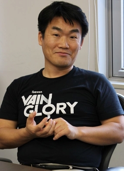 ���������꡼ No.003�Υ���ͥ������ / ��Vainglory�ץ�������ʿ�Υ��ͥ��ޥ͡����㡼�˽�Ǥ������󡦥ƥ������˥��󥿥ӥ塽�����ܿͤ�ʿ�ѥץ쥤���֤�������Ȥ����ճ��ʷ�̤�