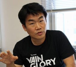 ���������꡼ No.004�Υ���ͥ������ / ��Vainglory�ץ�������ʿ�Υ��ͥ��ޥ͡����㡼�˽�Ǥ������󡦥ƥ������˥��󥿥ӥ塽�����ܿͤ�ʿ�ѥץ쥤���֤�������Ȥ����ճ��ʷ�̤�