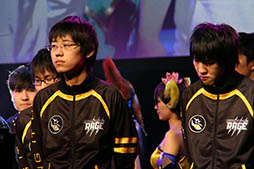 画像ギャラリー No.004のサムネイル画像 / 「Vainglory」の日本最強チームはTeam GLに決定。e-Sports大会「RAGE vol.1 〜Vainglory Japan Cup〜 GRAND FINALS」の模様をレポート