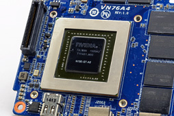 画像集#017のサムネイル/手のひらサイズで“GTX 760”搭載。GIGABYTE製の超小型ゲーマー向けベアボーン「BRIX Gaming」を動かしてみた