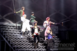 画像ギャラリー No.015のサムネイル画像 / 「ミュージカル『刀剣乱舞』〜葵咲本紀〜」開幕! 2か月に及ぶロングラン公演を前に,主要キャストの会見とゲネプロの模様をレポート