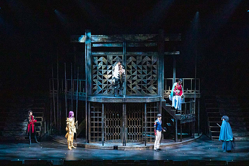 画像ギャラリー No.002のサムネイル画像 / ミュージカル「刀剣乱舞」 〜幕末天狼傳〜が本日開幕。舞台写真が到着