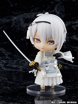 画像ギャラリー No.007のサムネイル画像 / 「舞台『刀剣乱舞』悲伝 結いの目の不如帰」の白い“三日月宗近”がねんどろいど化