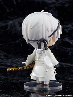 画像ギャラリー No.011のサムネイル画像 / 「舞台『刀剣乱舞』悲伝 結いの目の不如帰」の白い“三日月宗近”がねんどろいど化