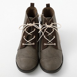 画像ギャラリー No.008のサムネイル画像 / 「刀剣乱舞」の鳴狐,厚藤四郎,乱藤四郎,平野藤四郎をイメージしたコラボシューズがSuperGroupiesより登場