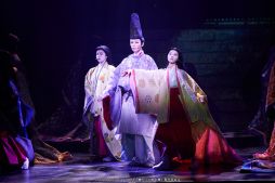 ���������꡼ No.005�Υ���ͥ������ / ����֡������������ ̷�⸻��ʪ��פ�����档���ͥץ��̿��ȥᥤ�󥭥㥹�ȥ����Ȥ��Ϥ�