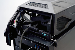 画像集#038のサムネイル/43万円の「簡易液冷仕様のOC版GTX 980が3枚と大型冷却システムのセット」をPCに組み込んでみた。GIGABYTE「GV-N980X3WA-4GD」レビュー