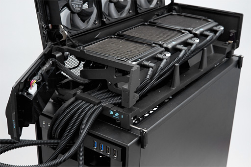 ������#044�Υ���ͥ���/43���ߤΡִʰױ�����ͤ�OC��GTX 980��3����緿��ѥ����ƥ�Υ��åȡפ�PC���Ȥ߹���Ǥߤ���GIGABYTE��GV-N980X3WA-4GD�ץ�ӥ塼