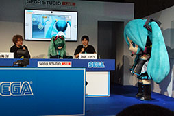 ������#012�Υ���ͥ���/��TGS 2014�ϥߥ����衼����3�Ф�ޤ��롣�ֽ鲻�ߥ� Project mirai �Ǥ�ä����ס��µ��ץ쥤����Ϫ���줿���ơ������٥�Ȥ��ݡ���