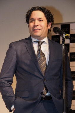 画像集#014のサムネイル/小倉優子さんも登壇。著名人の“体験”が「宝」として提供される,変わったシステムが特徴の謎解きアプリ「NAZO」の発表会をレポート