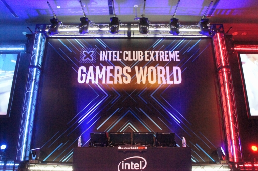 画像ギャラリー No.041のサムネイル画像 / 「LoVA」Web番組「ろばすか出張版 in 秋葉原」で,アークシステムワークス作品との3か月連続コラボ情報が発表