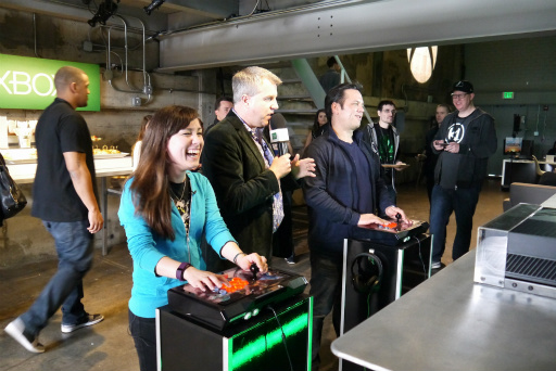 画像ギャラリー No.003のサムネイル画像 / 「Xbox Spring Showcase 2016」が開催。フィル・スペンサー氏が統合的なゲーム環境を実現する「Universal Windows Platform」戦略をアピール