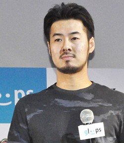 画像ギャラリー No.005のサムネイル画像 / 「SKYLOCK」を含む新作6タイトルの展開が明らかに。ローラさんも駆けつけたgloops事業戦略/新作ゲーム/新CMキャラクター発表会の模様をレポート