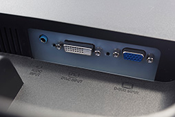 ���������꡼ No.012�Υ���ͥ������ / ������������ɽ���ٱ�0.05ms��HDMI���ϡ�4����ħ�Υ����ޡ������ǥ����ץ쥤2���ʤ�ȯɽ����ɩ�ŵ��ε��Ѥ�©�Ť���GIGA CRYSTA�פο���