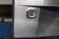 画像ギャラリー No.010のサムネイル画像 / アイ・オー・データ機器,湾曲VAパネル搭載で垂直144Hz対応のゲーマー向けディスプレイ「LCD-GC271XCVB」を発表