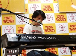 画像ギャラリー No.007のサムネイル画像 / 「FFXIV」サウンドトラック第5弾,「THE FAR EDGE OF FATE:FINAL FANTASY XIV Original Sound track」発売記念ミニライブイベントをレポート