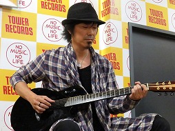 画像ギャラリー No.009のサムネイル画像 / 「FFXIV」サウンドトラック第5弾,「THE FAR EDGE OF FATE:FINAL FANTASY XIV Original Sound track」発売記念ミニライブイベントをレポート