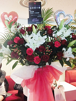 画像ギャラリー No.008のサムネイル画像 / 2周年をみんなでお祝い! 「夢王国と眠れる100人の王子様」の王子様達と過ごした記念イベント「プリンスパレード」をレポート