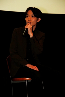 画像ギャラリー No.003のサムネイル画像 / 王子様スタイルな鈴村健一さんらキャスト陣が作品の魅力を語る! TVアニメ「夢王国と眠れる100人の王子様」先行上映会をレポート