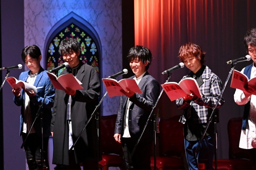 画像ギャラリー No.048のサムネイル画像 / 王子との2ショット撮影で大盛り上がり! 「夢王国と眠れる100人の王子様」4周年記念イベント“プリンスパレード”レポート