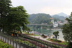 画像ギャラリー No.018のサムネイル画像 / PS4版MMORPG「Weapons of Mythology」開発現場レポート。街並みは西洋風に変わり,コントローラで快適プレイ可能に