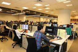 画像ギャラリー No.020のサムネイル画像 / PS4版MMORPG「Weapons of Mythology」開発現場レポート。街並みは西洋風に変わり,コントローラで快適プレイ可能に