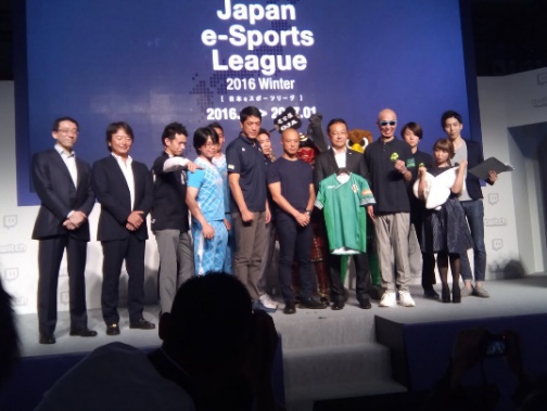 画像ギャラリー No.002のサムネイル画像 / 「Overwatch」「FIFA 17」「BLAZBLUE」の3タイトルで争われる「日本eスポーツリーグ」が11月26日に開幕。オフライン決勝は来年1月22日実施