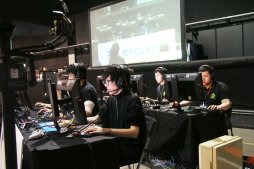 ꡼ No.003 | 3ƼԤCYCLOPS OSAKA˷ꡣeݡĥ꡼2018 Winterץե饤辡ݡ