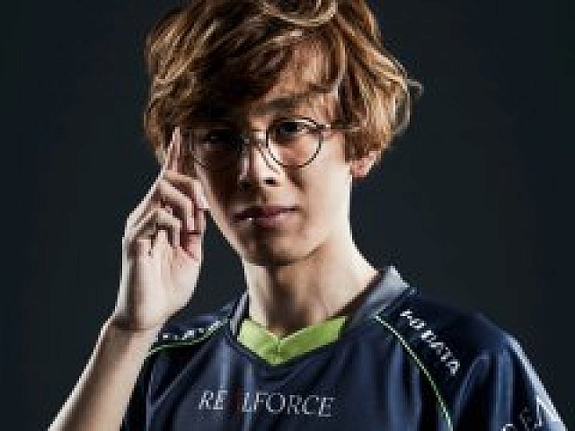 週刊プロゲーマーファイル File 005 Xeraphy選手 Overwatch