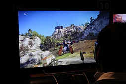 画像ギャラリー No.014のサムネイル画像 / 「ジャストコーズ3」日本語版の最速体験会開催。スクウェア・エニックスの松田洋祐社長が「なんでもアリでハチャメチャなところが魅力」と魅力を語ったイベントの模様をレポート