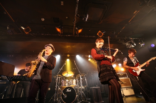 ꡼ No.015 | µLIVE 2016 Ĺżβ̤ơV䥷꡼ڶʤαաʹǮFMȡ夬ä饤֤ݡ