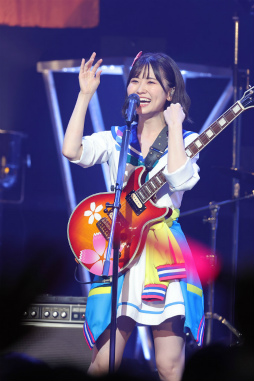 画像ギャラリー No.002のサムネイル画像 / 「イロドリミドリ」4th ワンマンライブの公式レポートが到着