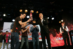 ���������꡼ No.052�Υ���ͥ������ / �֥��ȥ꡼�ȥե�������V�״���ȯɽ����ݡ��ȡ�3���ۿ�ͽ����ɲå����֥���å����פΥ��󥻥ץȥ����Ȥ�ץ������ޡ�Ʊ�Τ�Ǯ�郎��Ϫ���줿